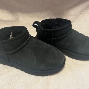 Ugg mini
